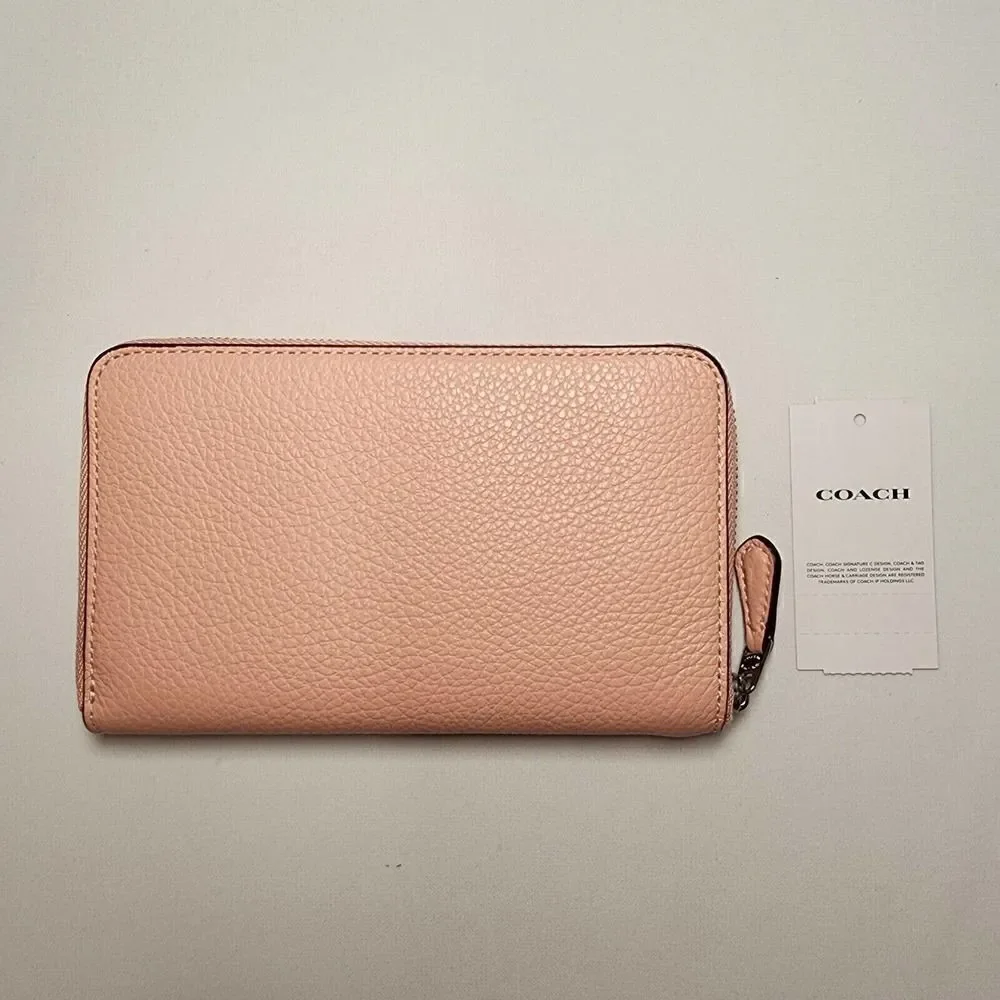 NWT Coach C4124 Medium Id Zip Wallet in Pebble Leather Light Pink